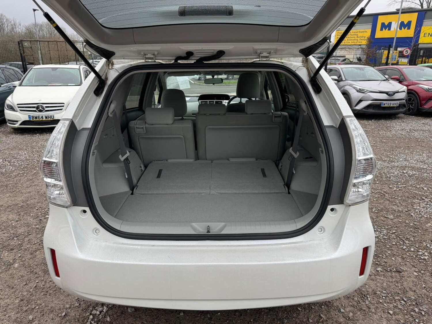 Used Toyota Prius for sale - 77813439: Photo 16