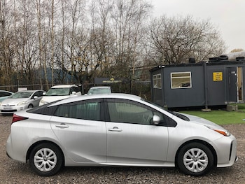 Used Toyota Prius 2022 for sale - 76896395: Photo