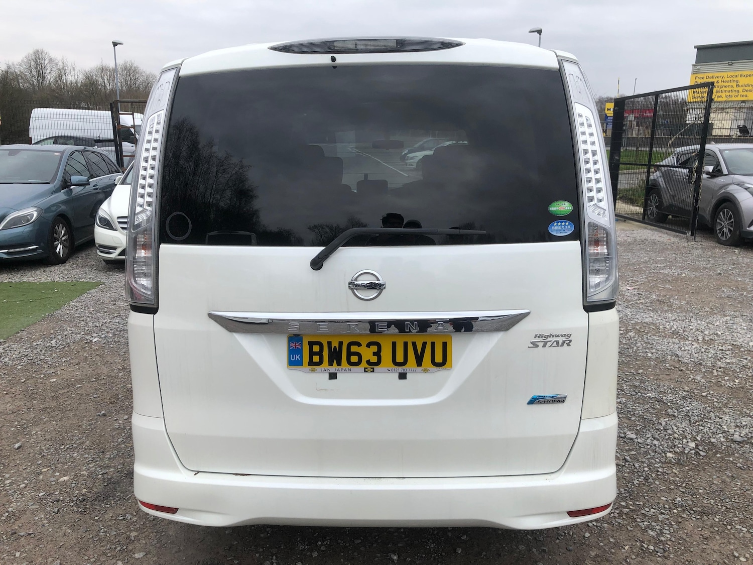 Used Nissan Serena for sale - 77845473: Photo 4