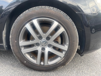Used Volkswagen Golf 2010 for sale - 75296975: Photo