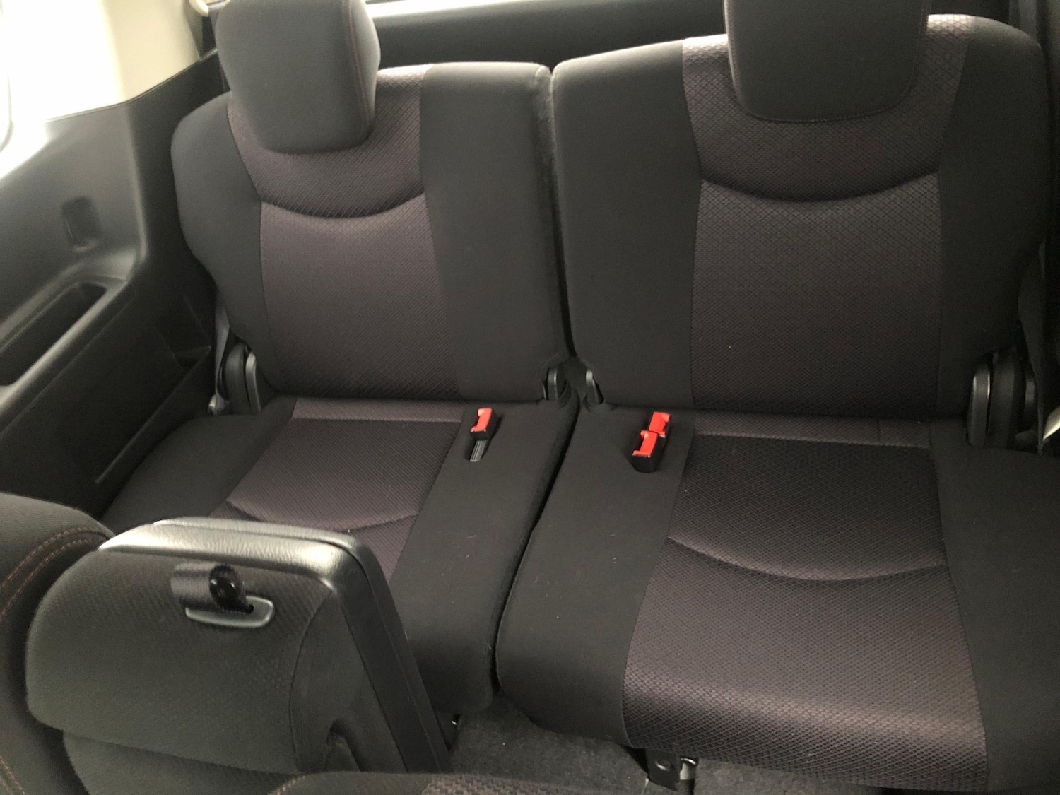 Used Nissan Serena for sale - 77845475: Photo 14