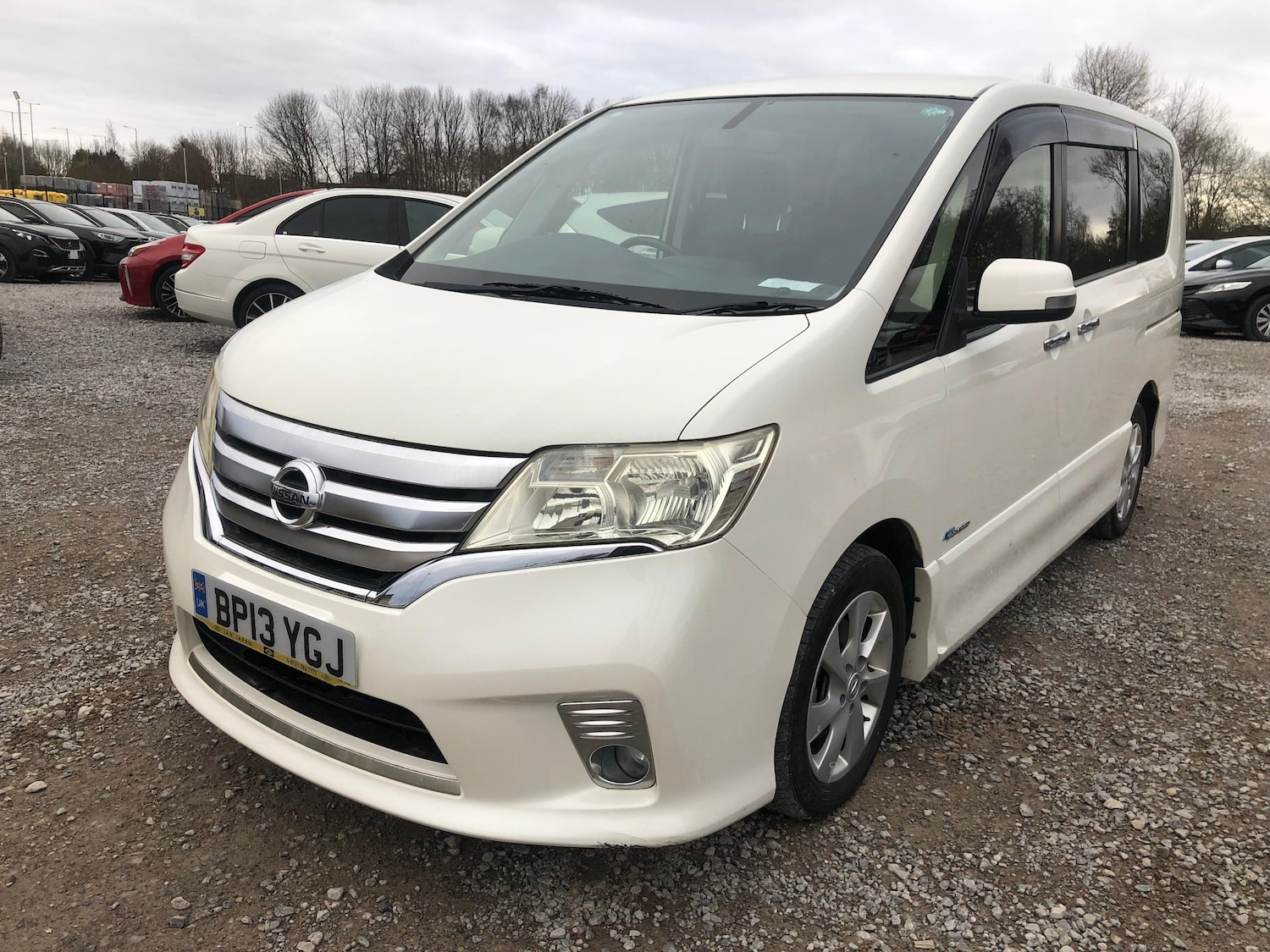 Used Nissan Serena for sale - 77845475: Photo 8
