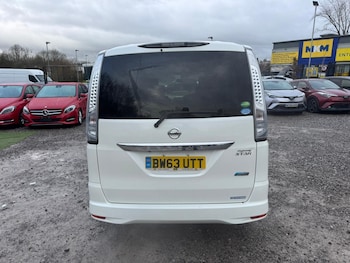 Used Nissan Serena 2013 for sale - 77629459: Photo