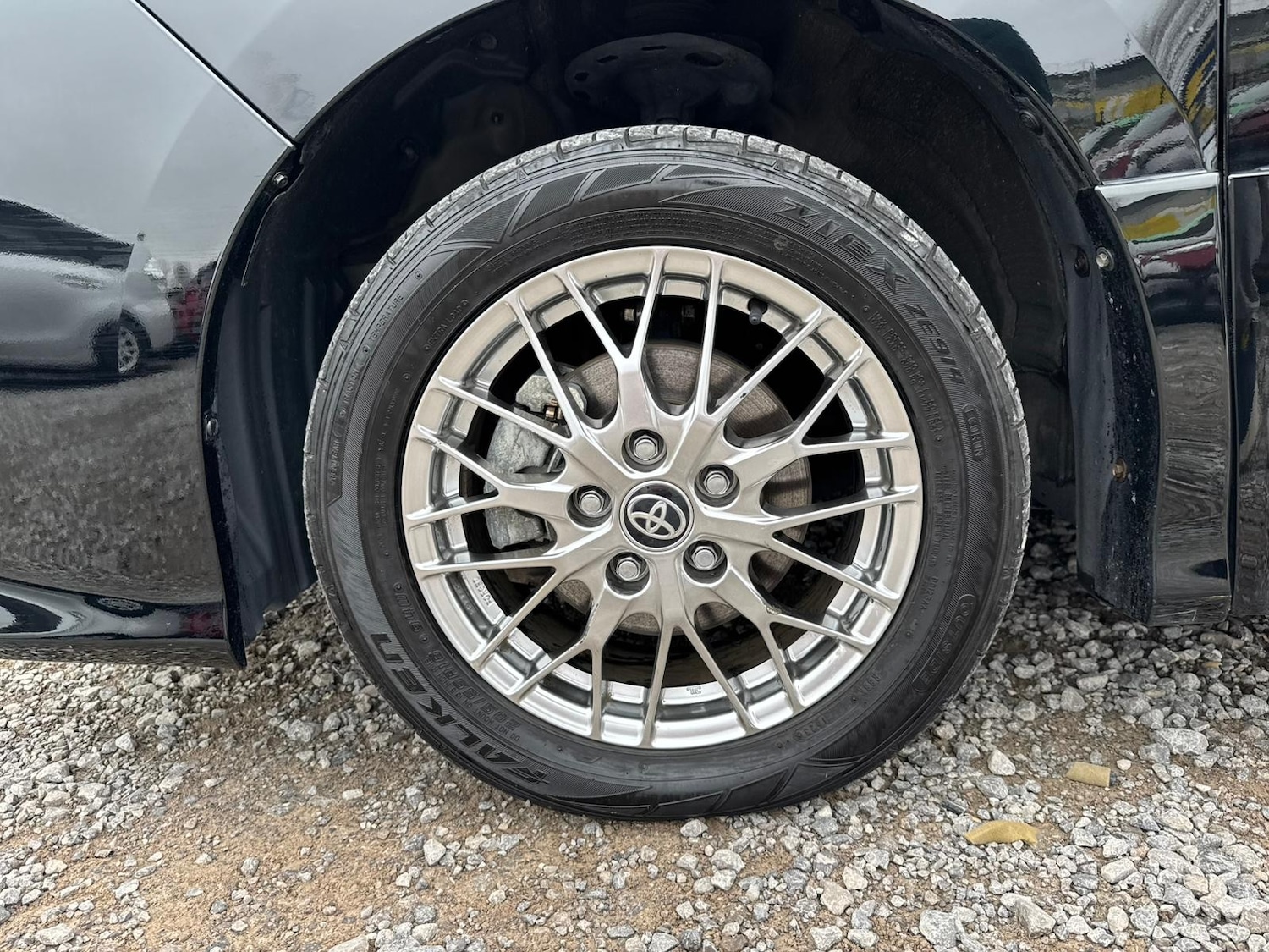 Used Toyota Voxy for sale - 77818040: Photo 27