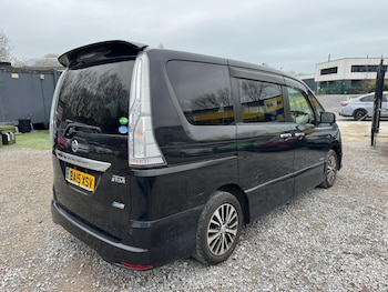 Used Nissan Serena 2015 for sale - 77814935: Photo