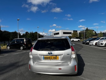 Used Toyota Prius 2019 for sale - 79582346: Photo