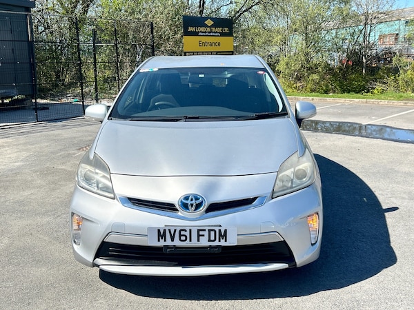 Used Toyota Prius 2025 for sale - 74518276: Photo 3