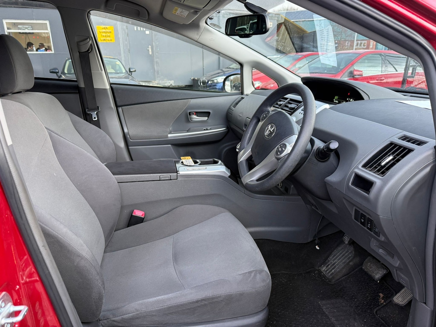 Used Toyota Prius+ 2026 for sale - 77399625: Photo 11