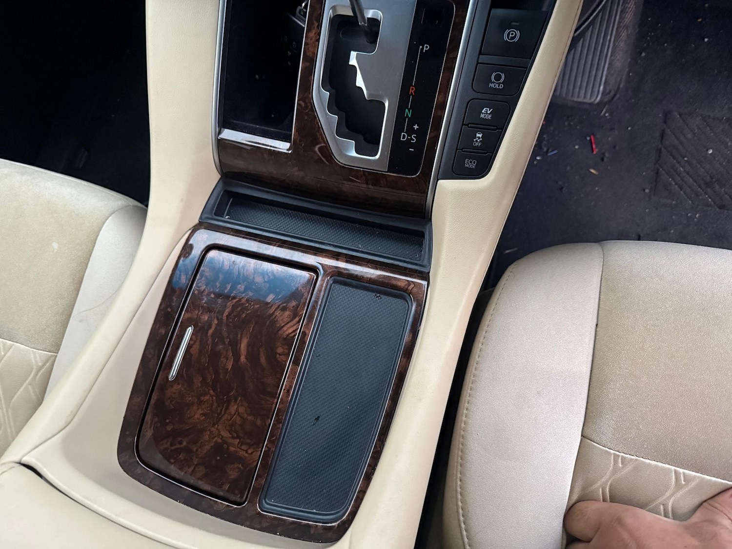 Used Toyota Alphard for sale - 76477458: Photo 27