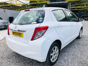 Used Toyota Vitz 2013 for sale - 75536081: Photo