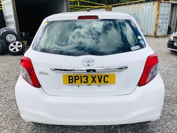 Used Toyota Vitz 2013 for sale - 75536081: Photo