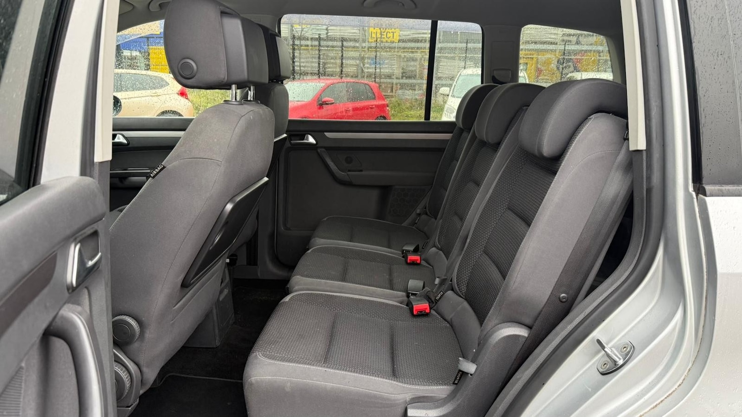 Used Volkswagen Touran for sale - 76534986: Photo 19