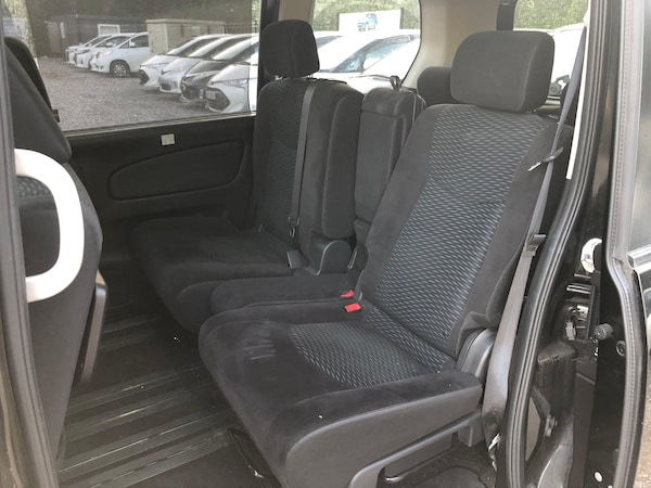 Used Nissan Serena for sale - 76249612: Photo 13