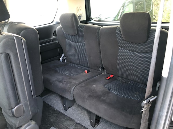 Used Nissan Serena for sale - 76249612: Photo 14