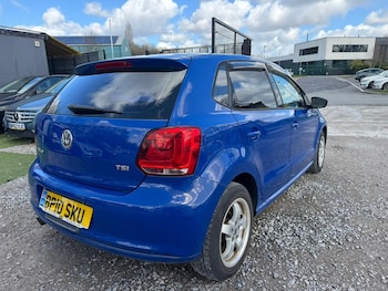 Used Volkswagen Polo 2010 for sale - 77899034: Photo