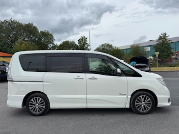 Used Nissan Serena 2014 for sale - 79570695: Photo