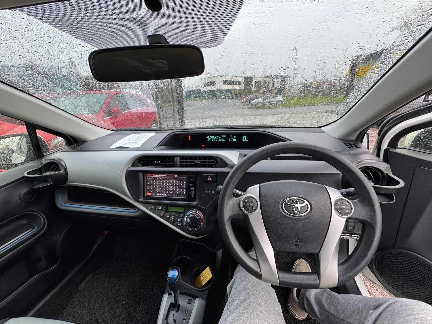 Used Toyota Aqua for sale - 77401410: Photo 12