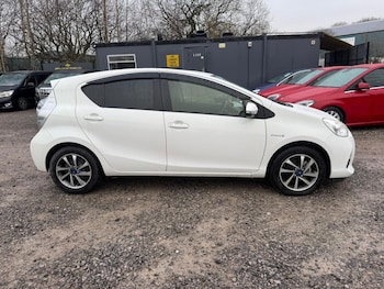 Used Toyota Aqua 2014 for sale - 77401410: Photo
