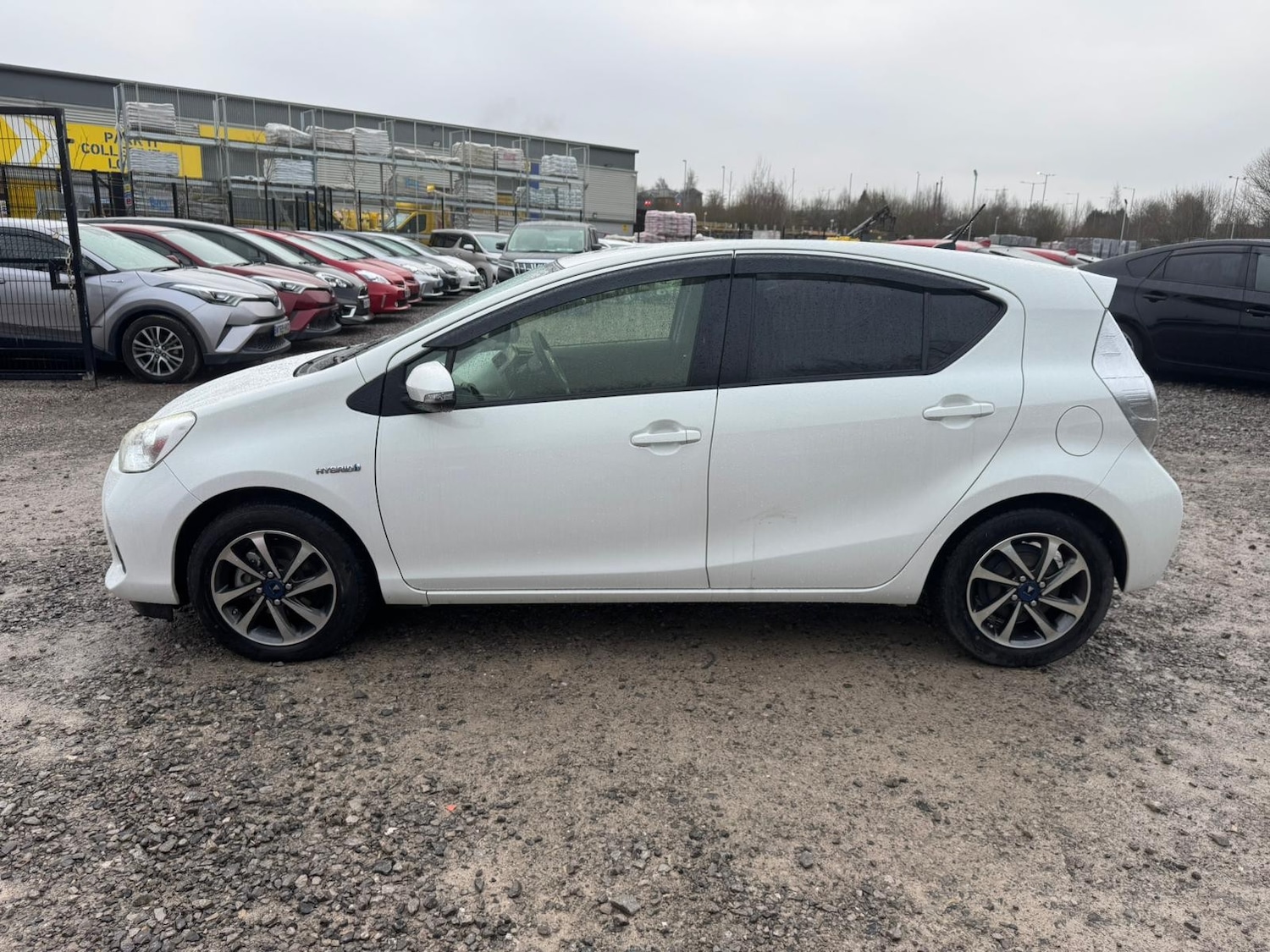 Used Toyota Aqua for sale - 77401410: Photo 7