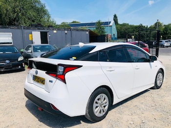 Used Toyota Prius 2020 for sale - 79575121: Photo