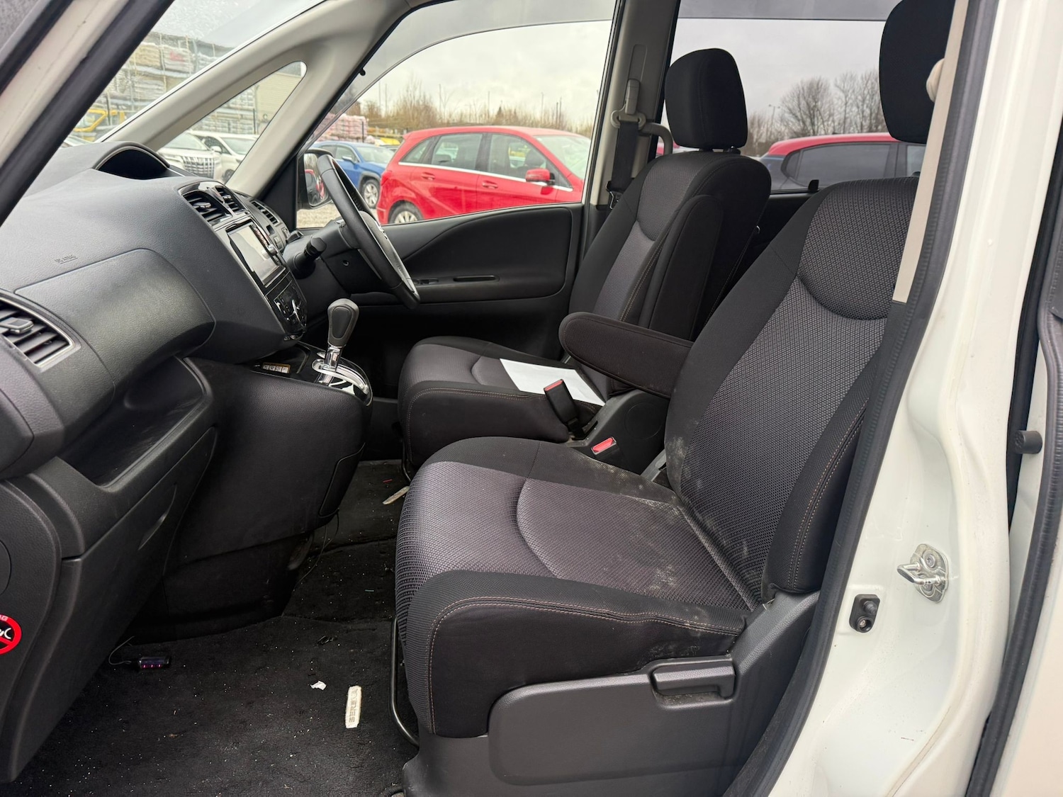 Used Nissan Serena 2026 for sale - 77307742: Photo 16