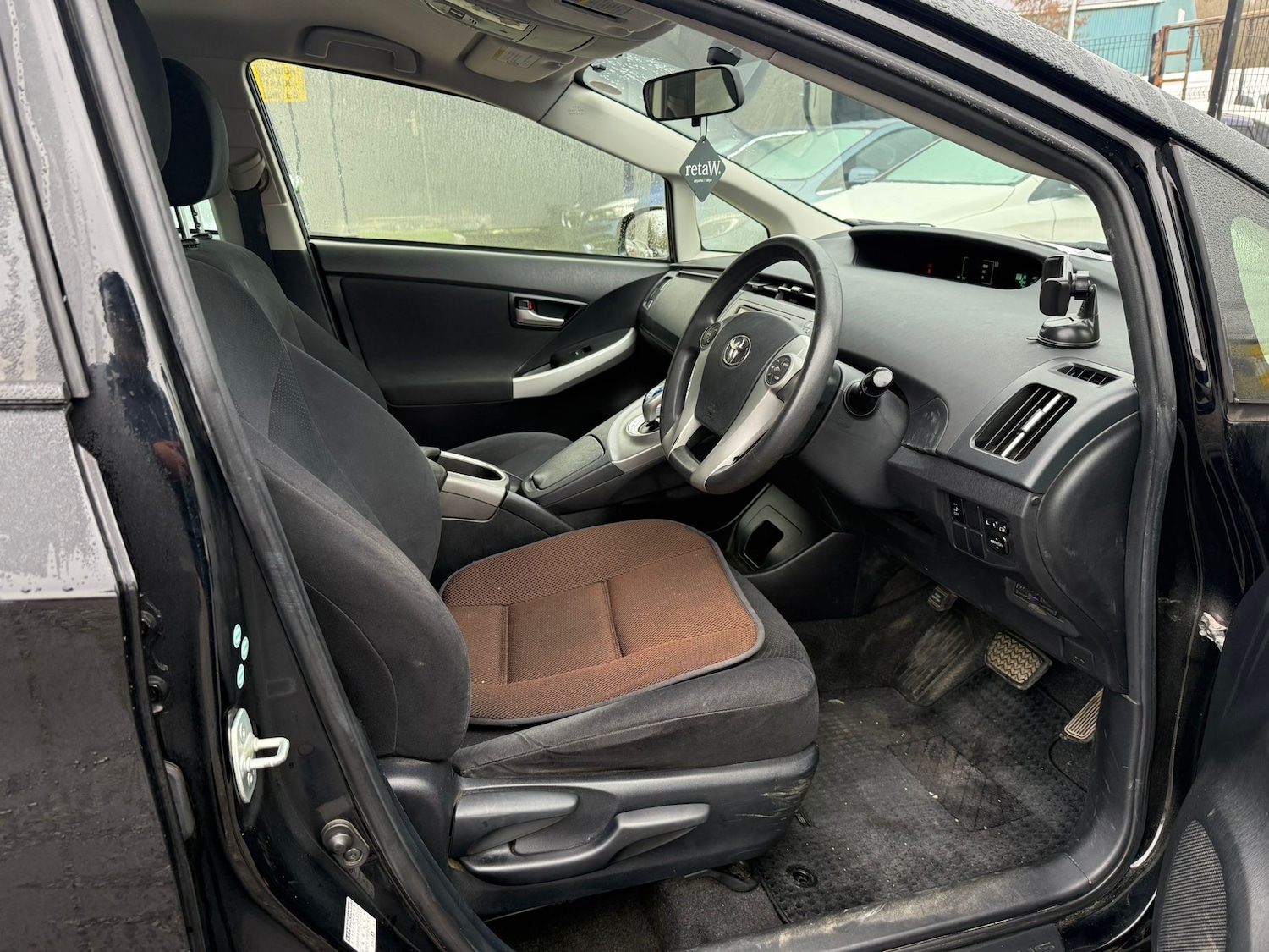 Used Toyota Prius for sale - 77665950: Photo 11