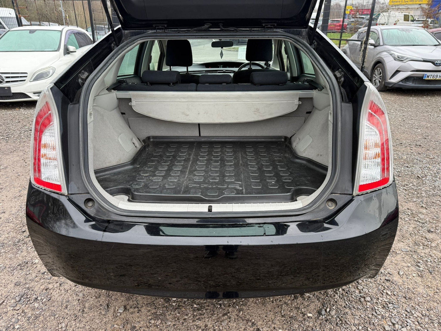 Used Toyota Prius for sale - 77665950: Photo 16