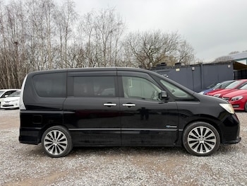 Used Nissan Serena 2013 for sale - 77436306: Photo