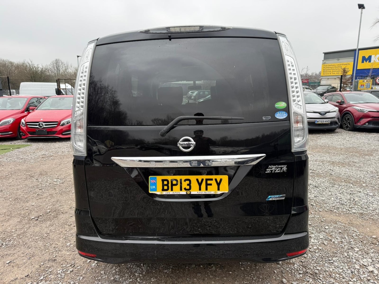 Used Nissan Serena for sale - 77436306: Photo 4