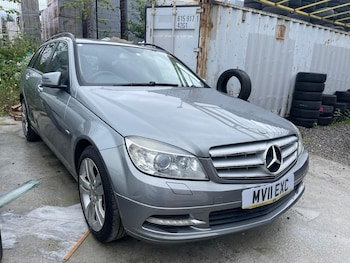 Used Mercedes-Benz C-Class 2011 for sale - 75301472: Photo