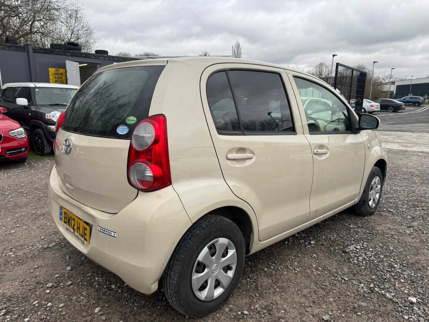 Used Toyota Passo for sale - 77789642: Photo 2