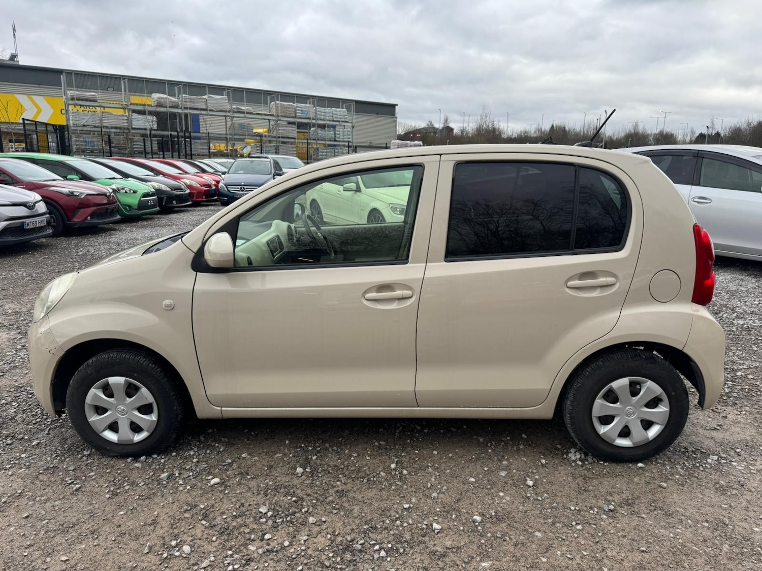 Used Toyota Passo for sale - 77789642: Photo 6