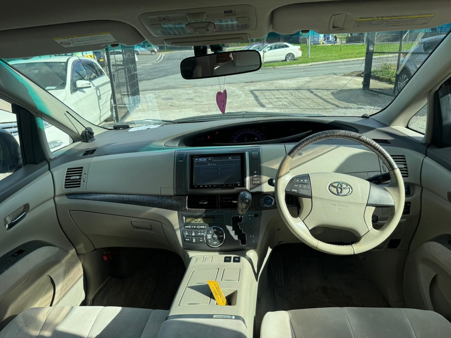 Used Toyota Estima for sale - 77897419: Photo 13