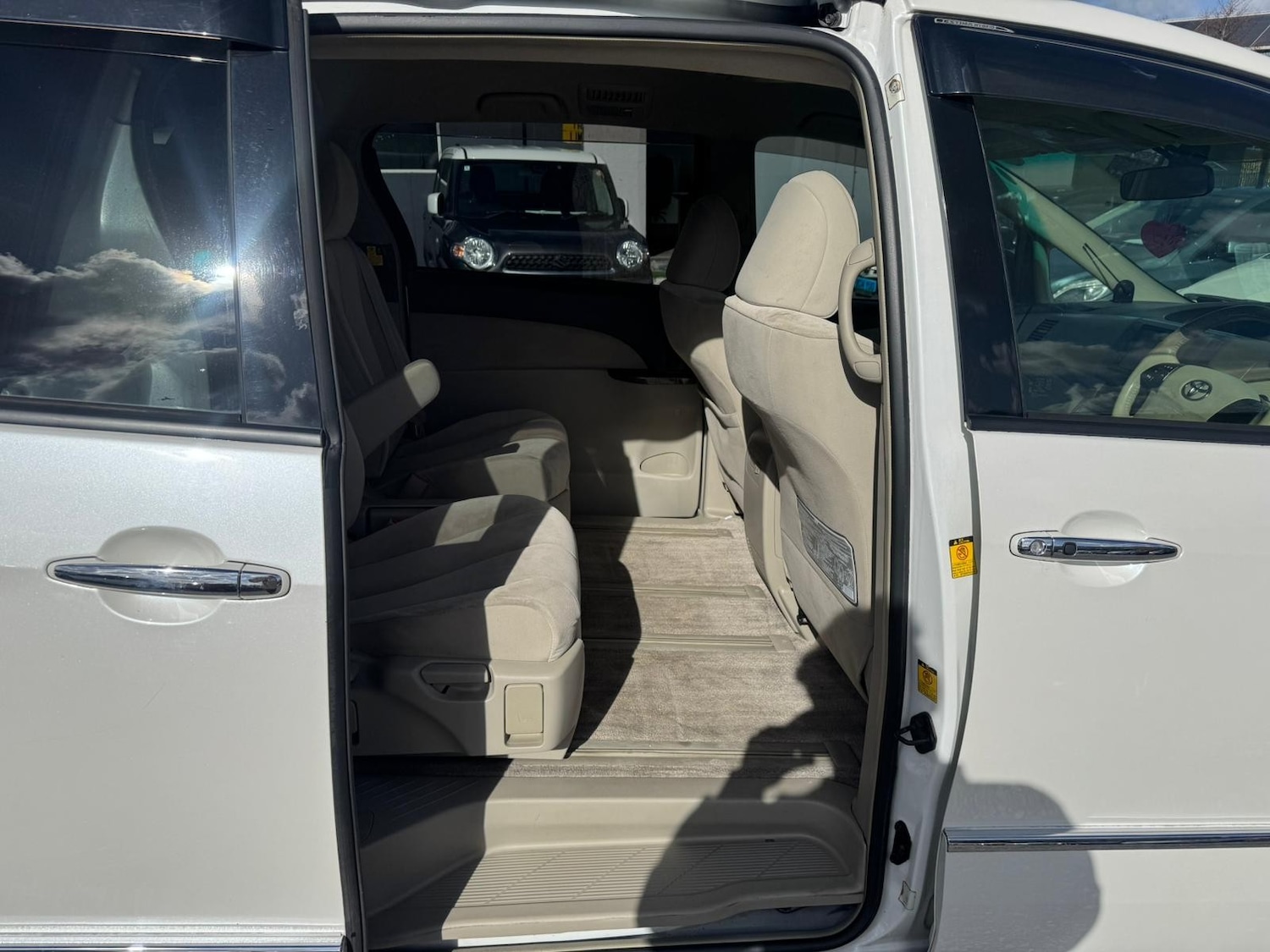 Used Toyota Estima for sale - 77897419: Photo 14