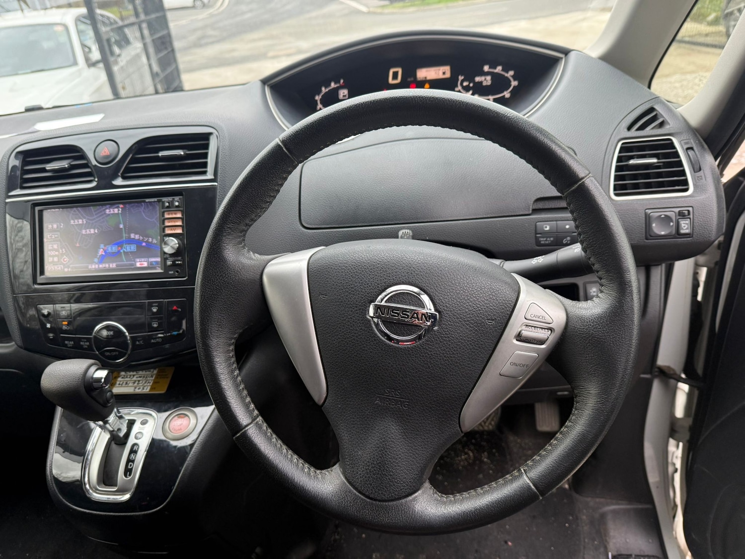 Used Nissan Serena 2026 for sale - 77323995: Photo 18