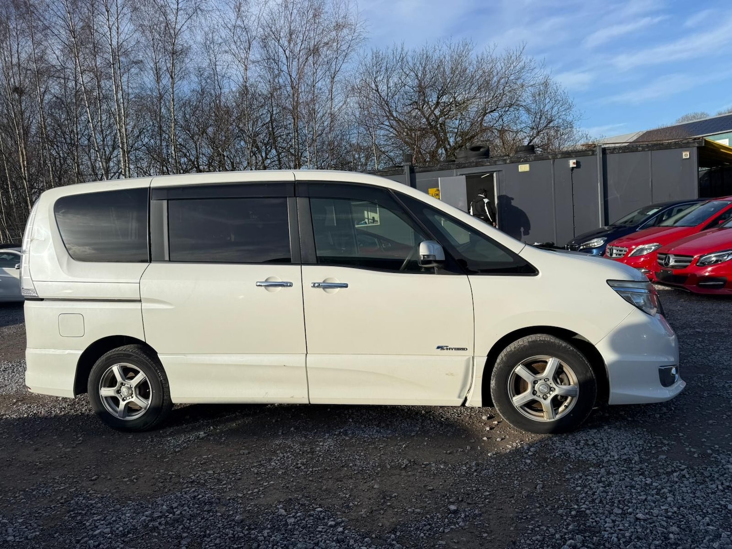 Used Nissan Serena 2026 for sale - 77319689: Photo 2