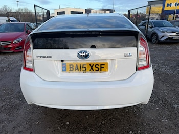 Used Toyota Prius 2015 for sale - 77360657: Photo