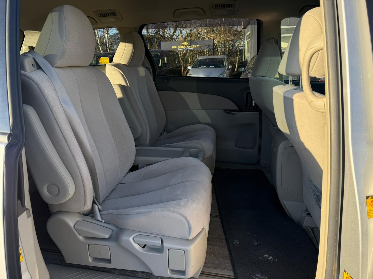 Used Toyota Estima for sale - 77100934: Photo 14