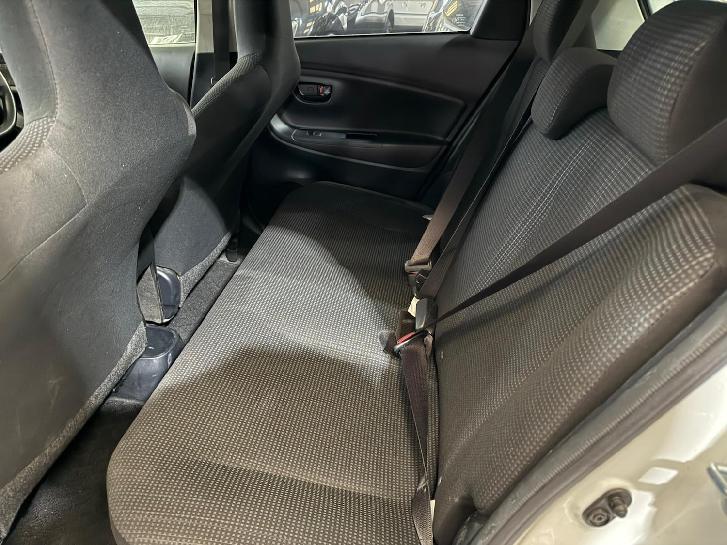 Used Toyota Vitz for sale - 77193737: Photo 17