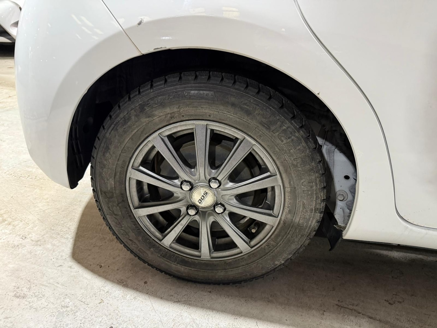 Used Toyota Vitz for sale - 77193737: Photo 24