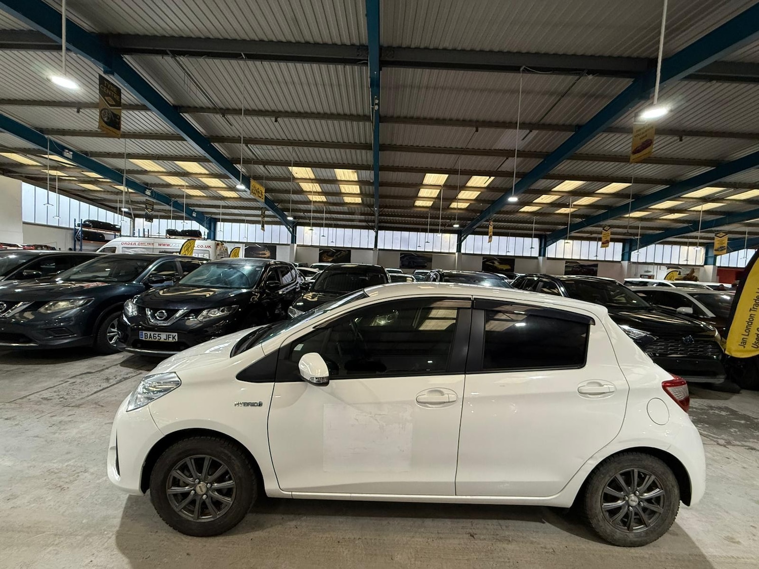 Used Toyota Vitz for sale - 77193737: Photo 7