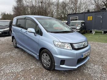 Used Honda Freed 2012 for sale - 79551529: Photo