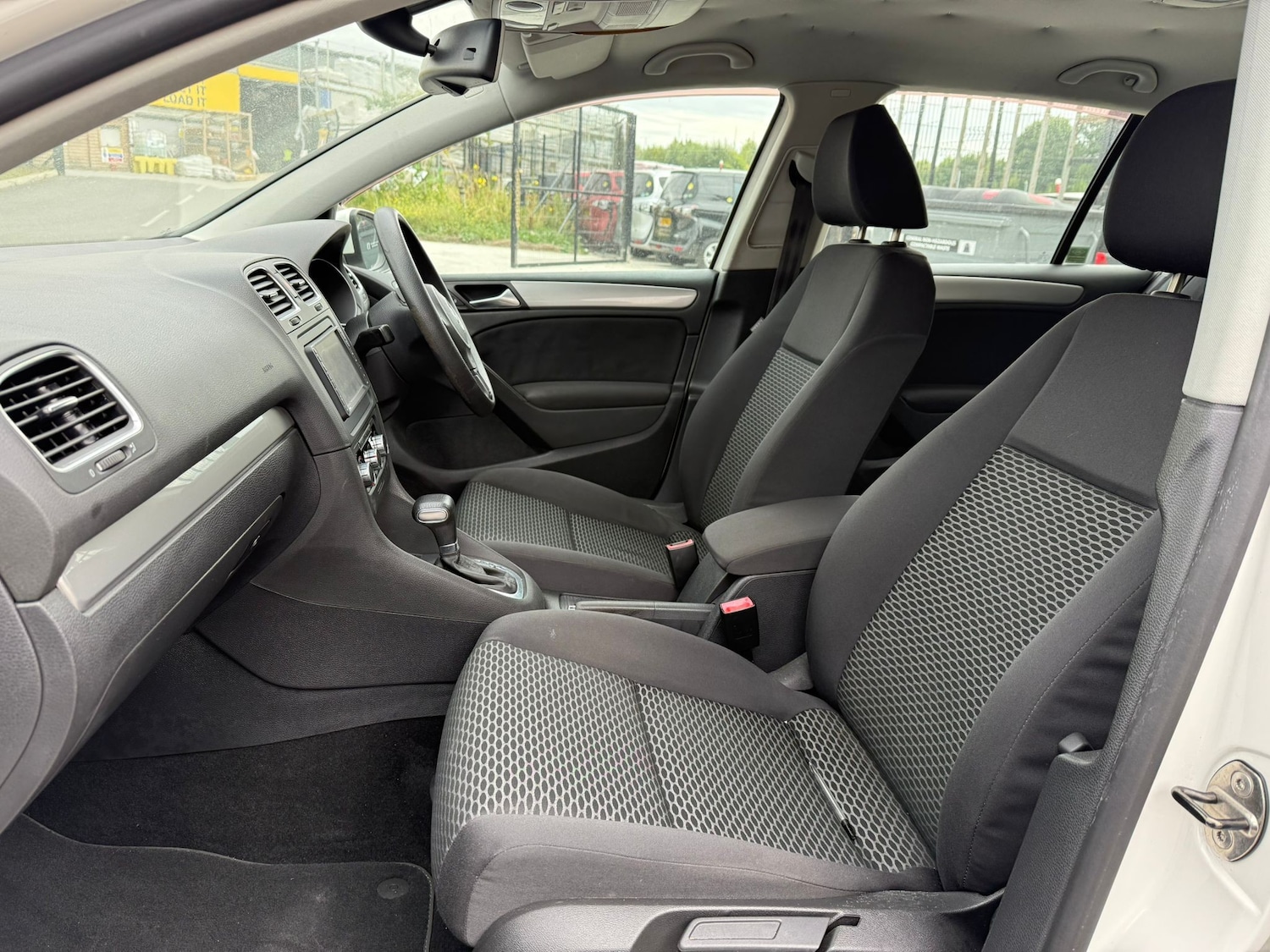 Used Volkswagen Golf 2025 for sale - 76665375: Photo 17