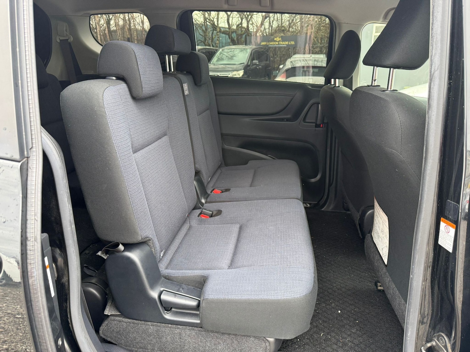 Used Toyota Sienta for sale - 77165815: Photo 12