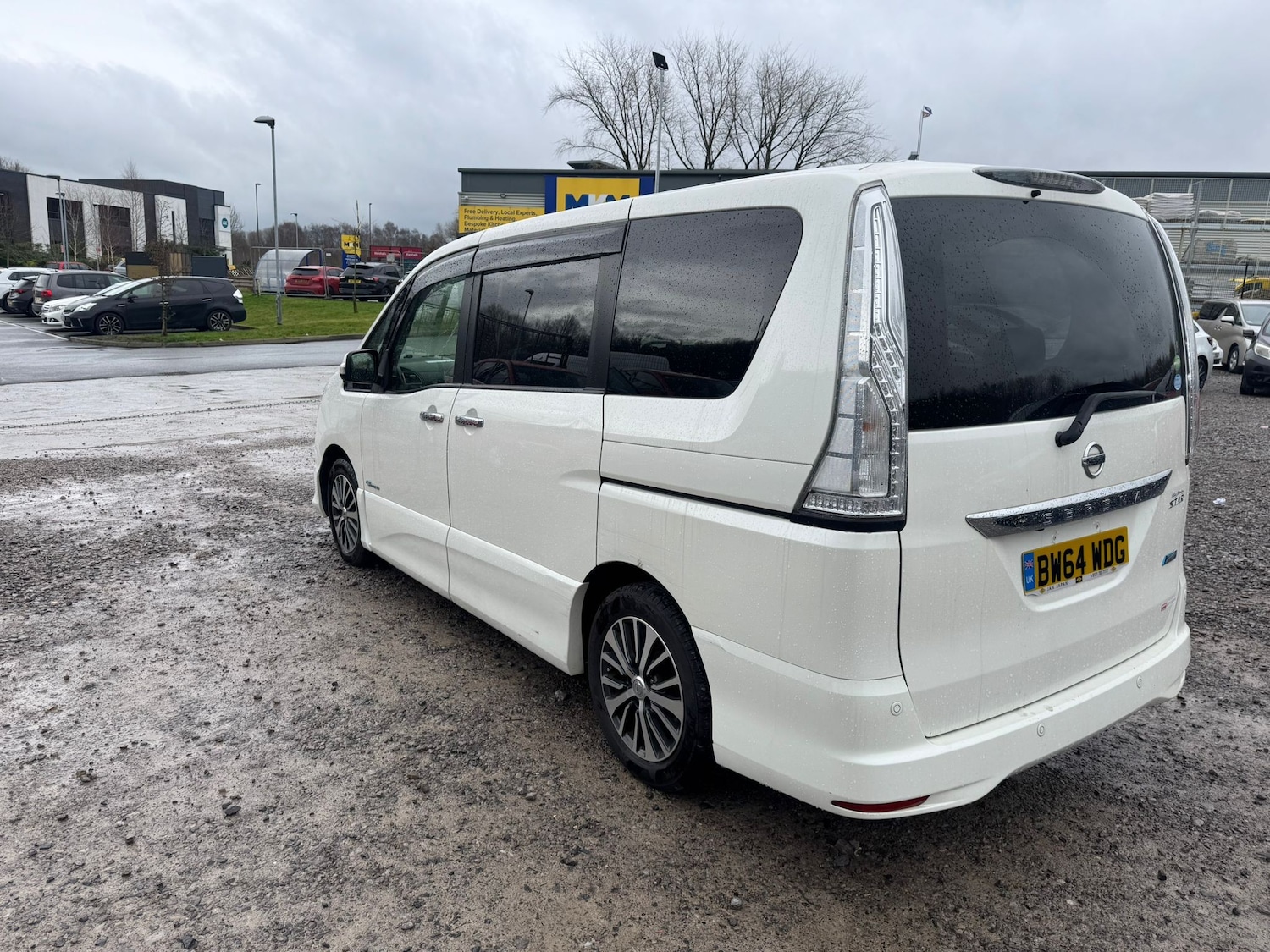 Used Nissan Serena for sale - 77483287: Photo 7