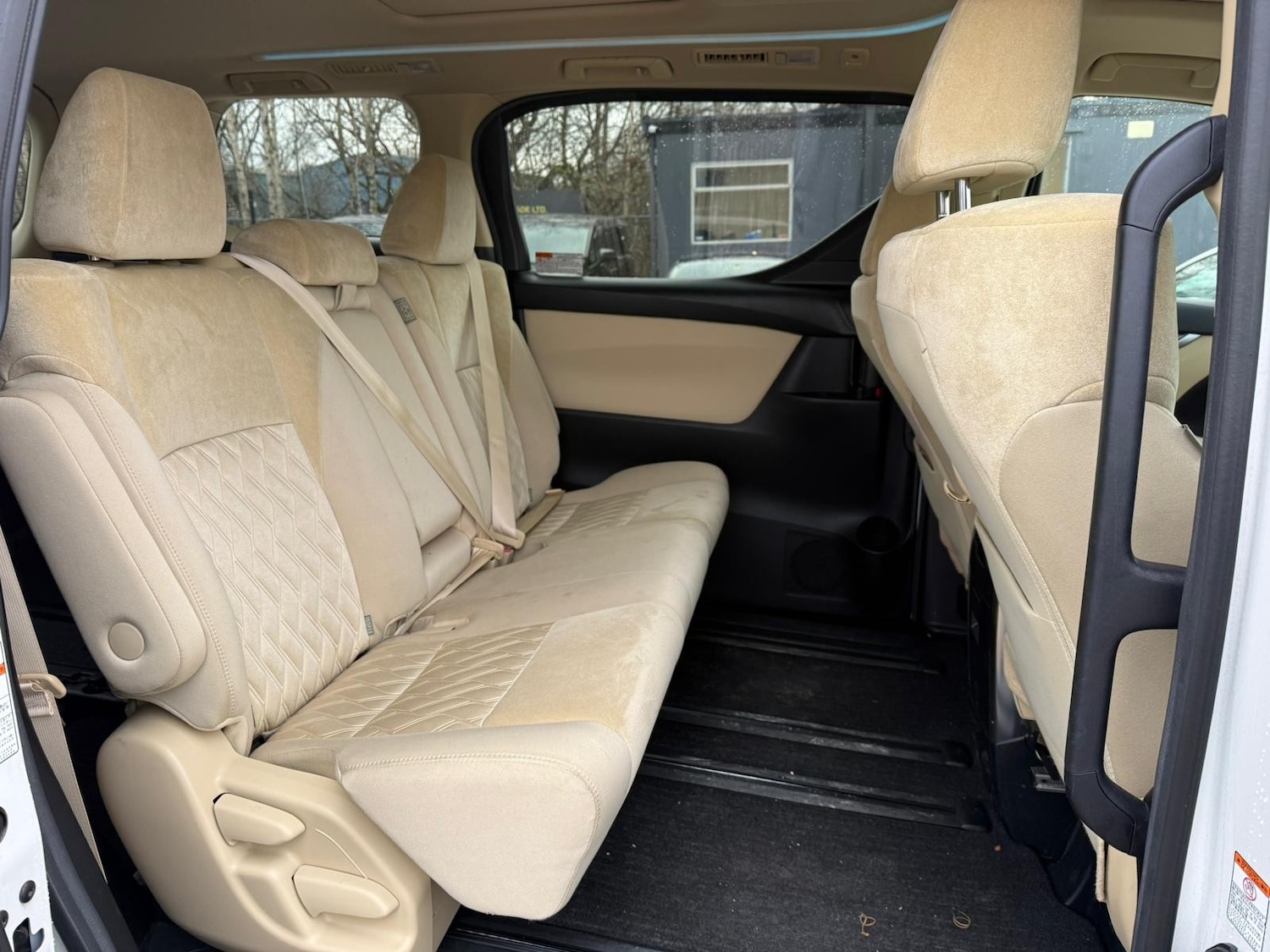 Used Toyota Alphard 2026 for sale - 77319691: Photo 14