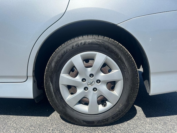 Used Toyota Wish for sale - 74688502: Photo 13
