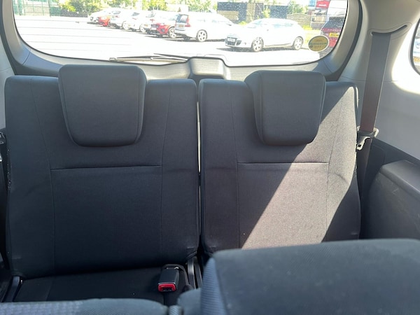 Used Toyota Wish for sale - 74688502: Photo 23