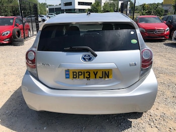 Used Toyota Aqua 2013 for sale - 79191614: Photo