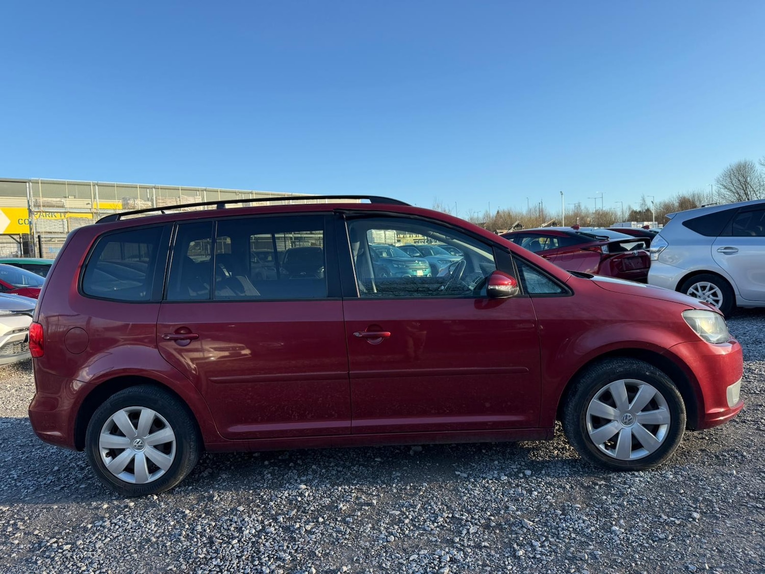 Used Volkswagen Touran for sale - 77708585: Photo 2